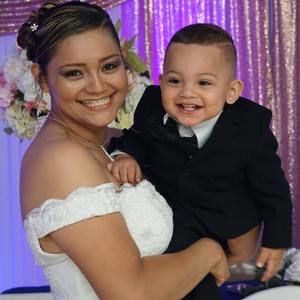 Meet your Posher, Almendarez